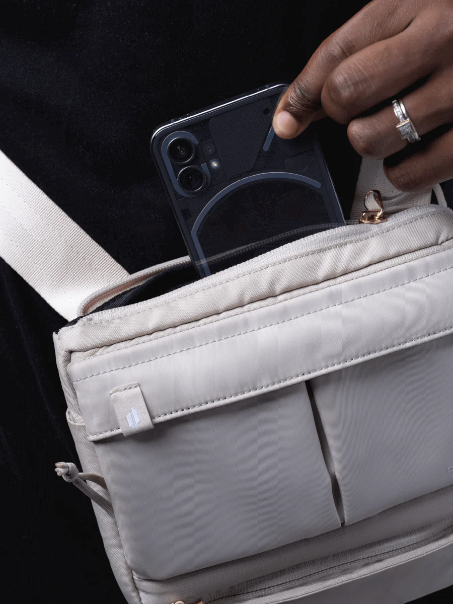 Proxy Travel Bag - Image 13