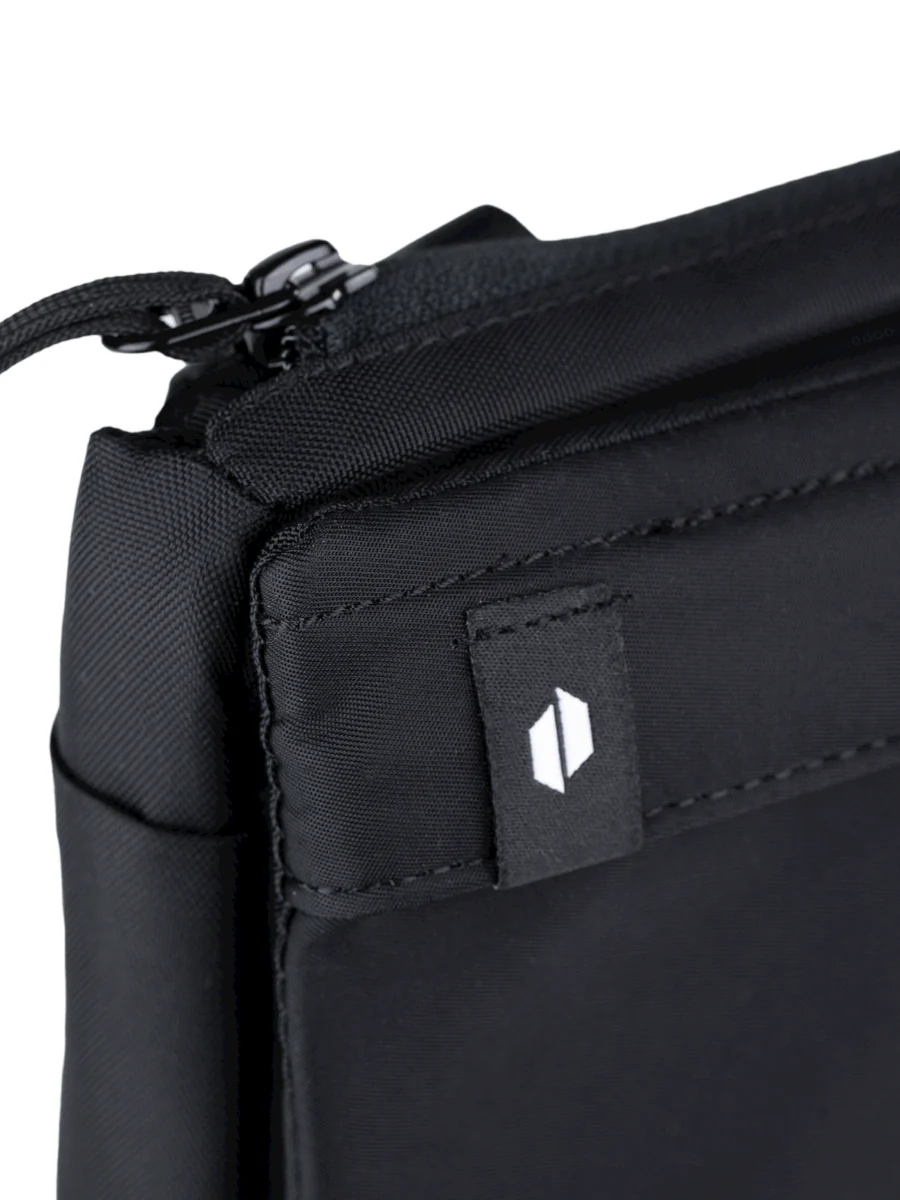 Proxy Travel Bag - Image 4